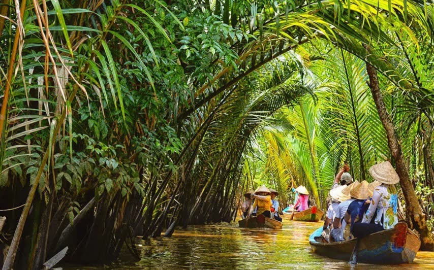 Du ngoạn sông nước miền Tây